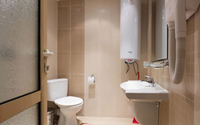 Quiet Studio with Kitchen & Balcony