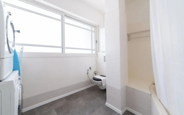 O&OGroup- Classy 3-BR with Stunning View