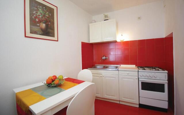 Seafront Studio Apartment+Balcony
