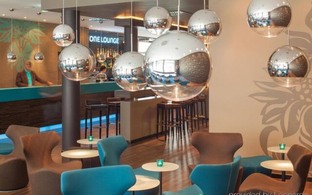 Motel One Frankfurt East Side