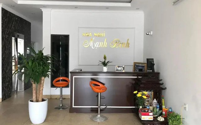 Nhà Nghi Manh Bình