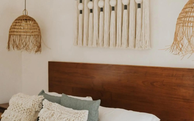 Villa Torana 4br/8pp Private Pool Rooftop Security