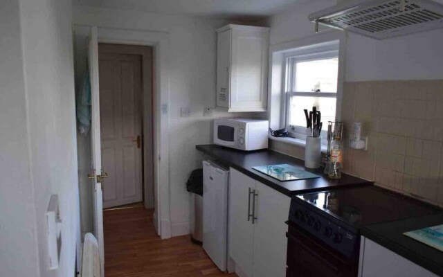 Quaint and Quirky Coastal Cottage Islay