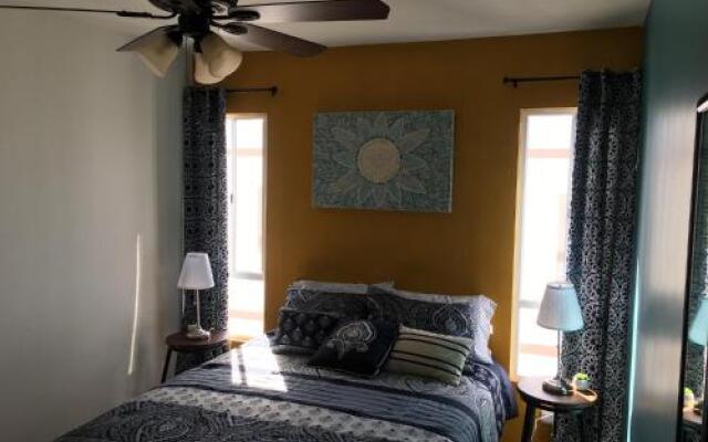 Fantastic & Cozy #6: Condo Close To the Beach