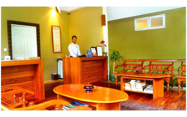 Oasis Hotel