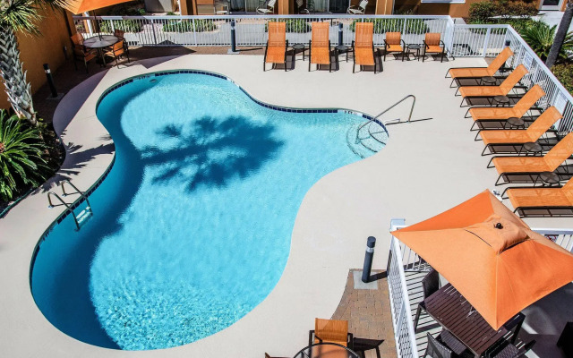 Courtyard by Marriott Myrtle Beach Broadway