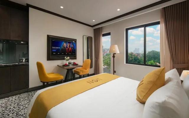 Westlake Lion Boutique Studio & Spa