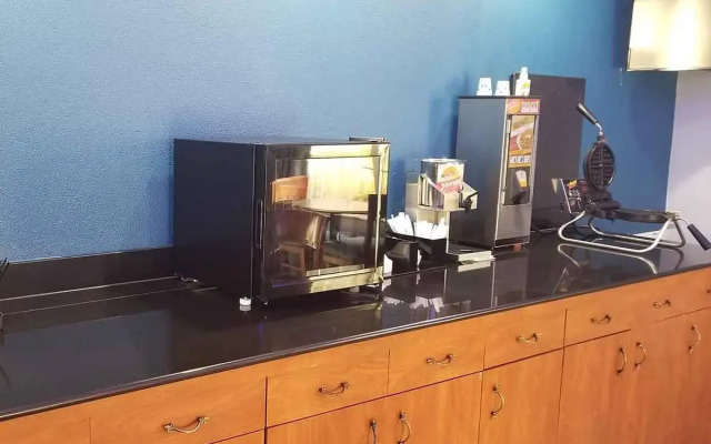 HomeBridge Inn and Suites