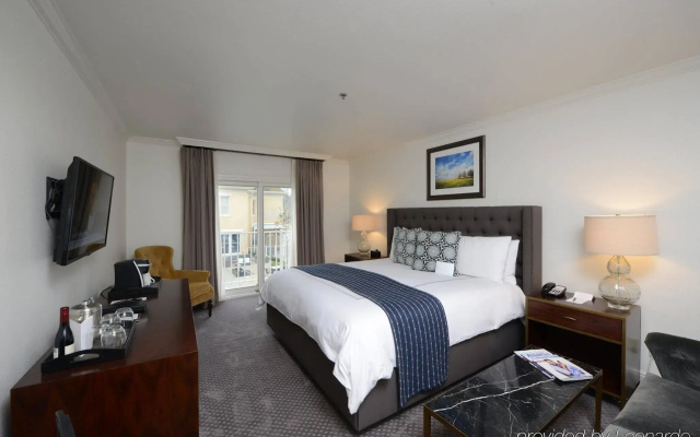 Hotel Ella