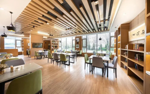 Atour Hotel Qilu High Tech Software Park Jinan