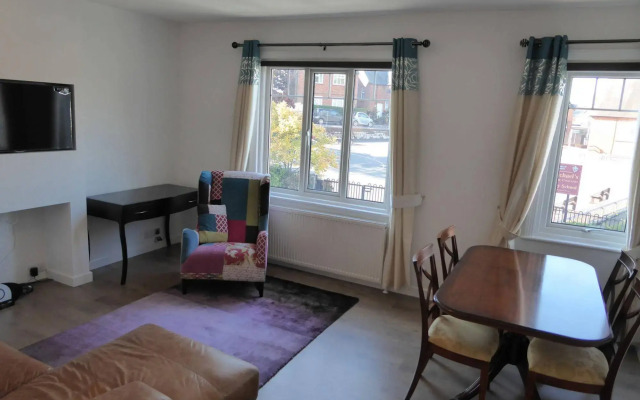 Sunninghill Apartment