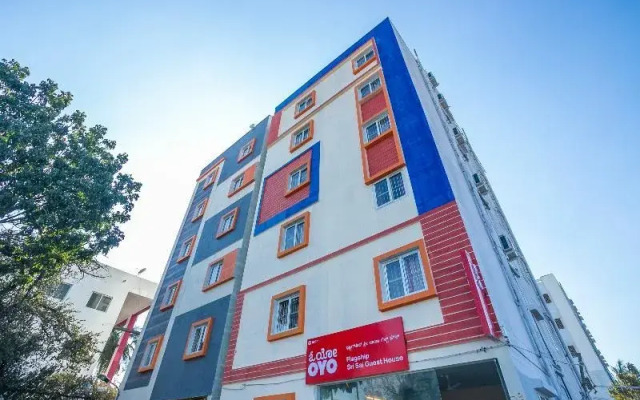 Sri Sai Guest House By OYO Rooms