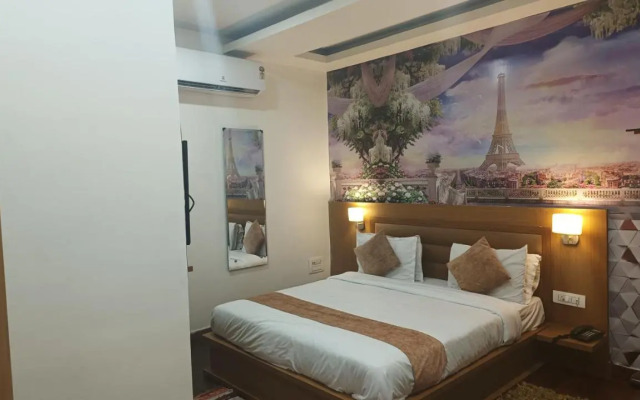 Banyan hotel and restro