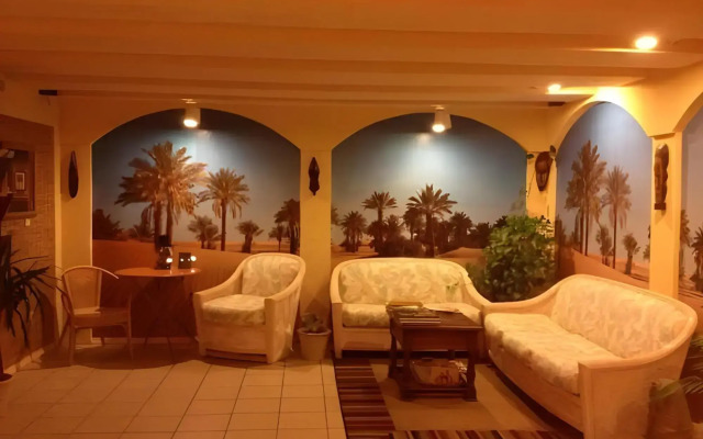 Oasis Motel