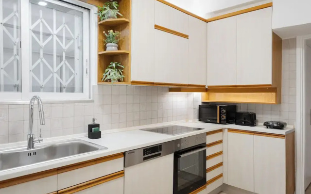 Athens Golden Light Premium Residence