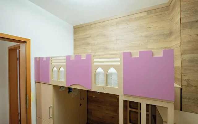 Tirent Apartment - Spacious 2-Bedroom Stay Near Liqeni i Thatë