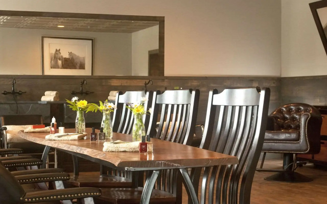 The Mountain Top Inn & Resort