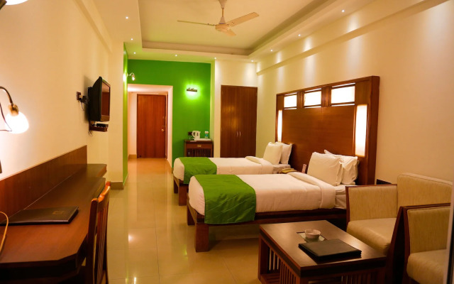 Inderlok Hotel