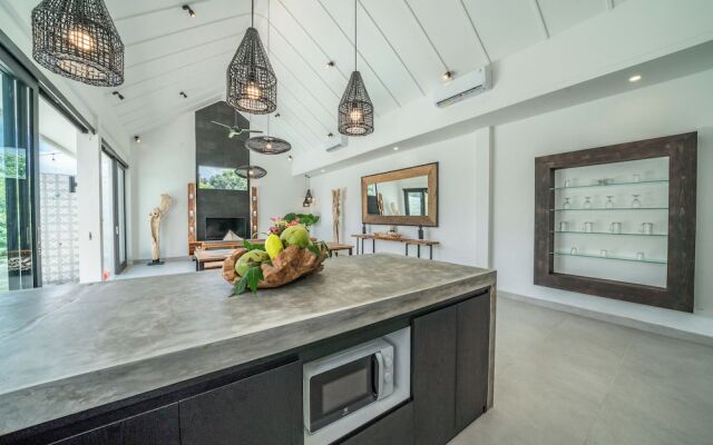 Villa Isyan - 3BR Villa in Canggu