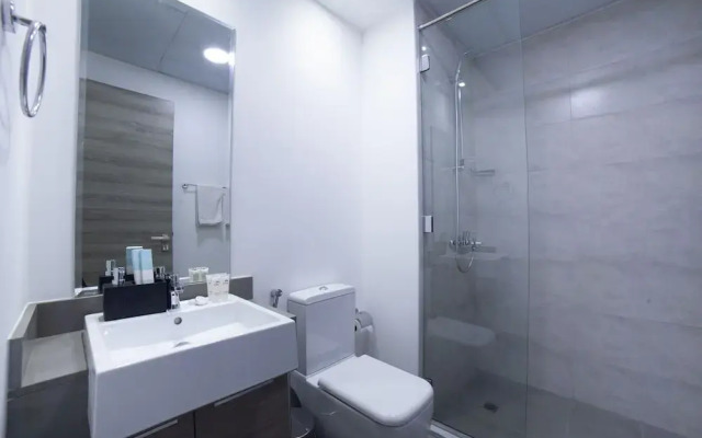Sophisticated Modern 1 BR on Blooms A JVC