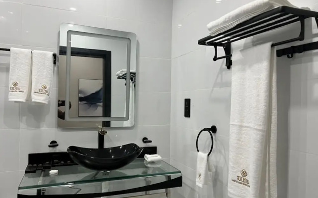 Lifestyle luxury hotel & Residence