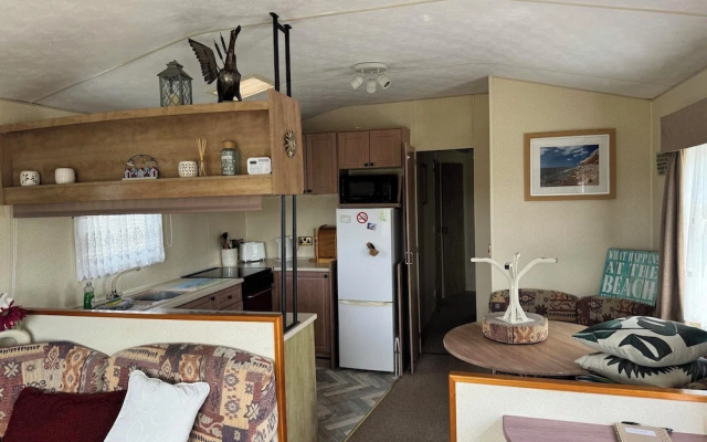 Family Friendly 3 Bedroom Caravan Pets go Free