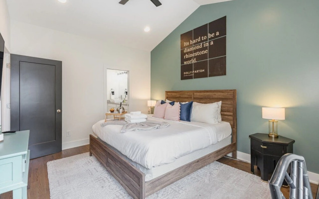 Nashville Comfort-mins to Broadway-12th S District