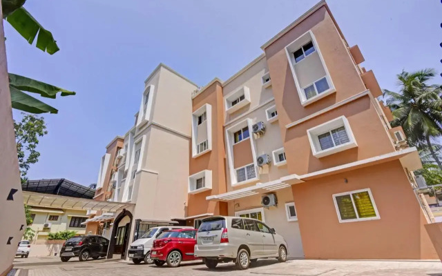 Oyo 87216 Environ La Casa