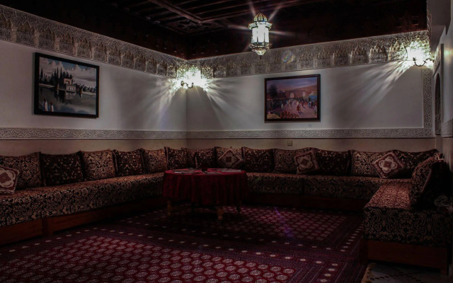 Le Pavillon Oriental