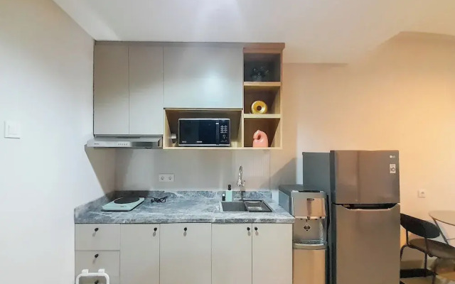 Comfort Stay 1BR at Patraland Amarta Apartment