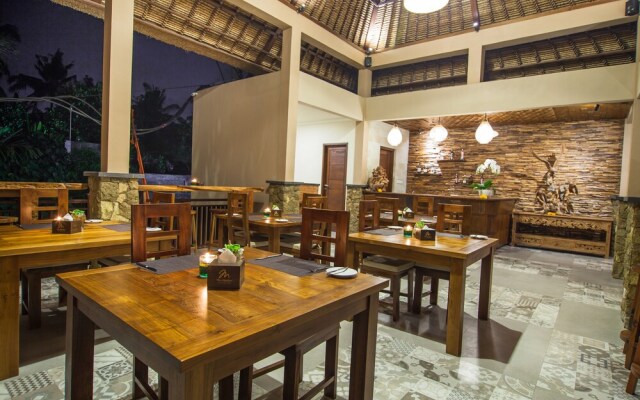 The Mudru Resort by Pramana Villas