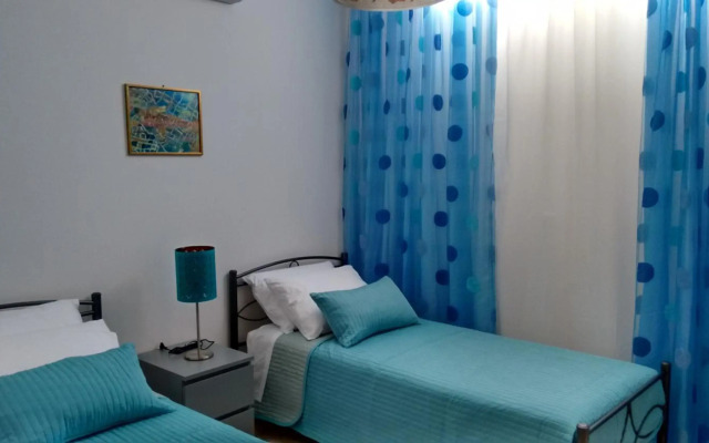 Tholos Bay Suites