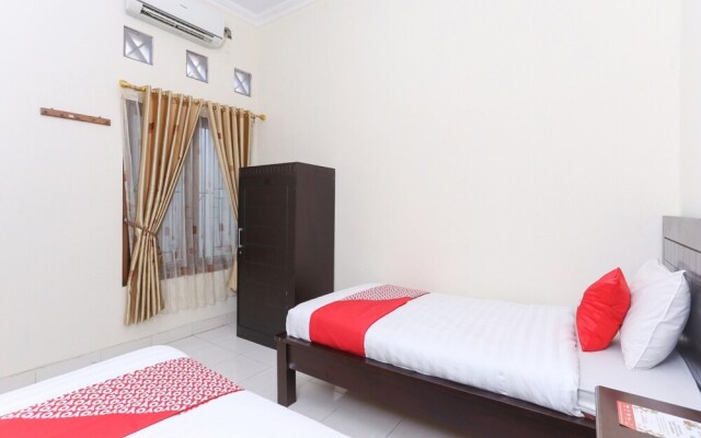 Oyo 1680 Dahlia Guesthouse