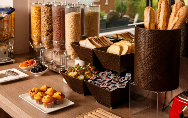 Holiday Inn Lyon Vaise by IHG