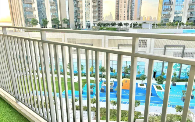 New! Luxurious Stay Dubai Creek Balcony & View