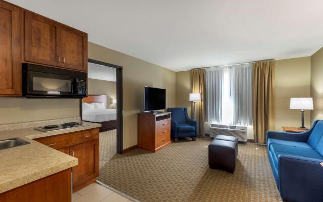 Comfort Inn & Suites Marion I-57