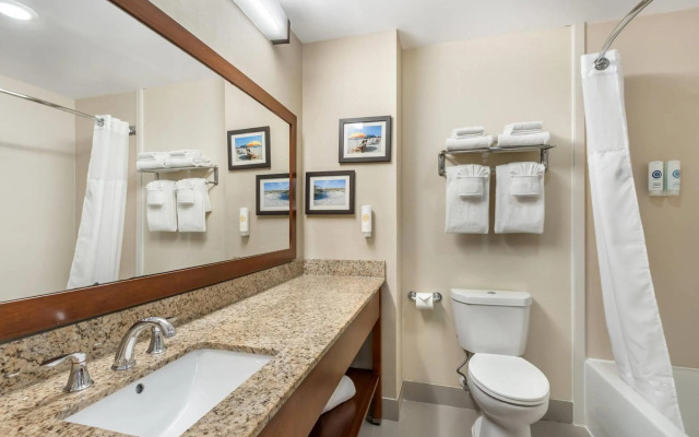 Comfort Suites Myrtle Beach Central