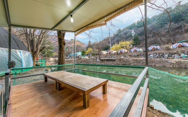 Gangchon Gwangwang Nongwon Glamping
