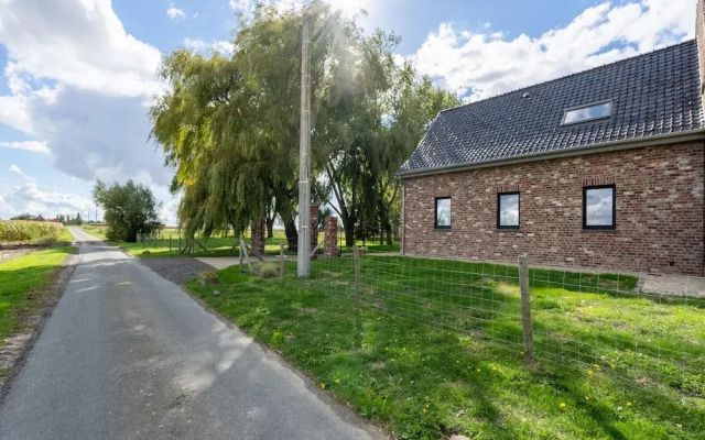 Spacious Holiday Home With Pond in Poperinge
