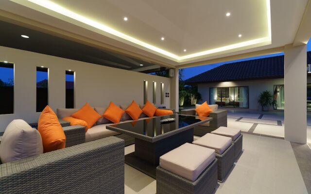 Luxury Pool Villa 134