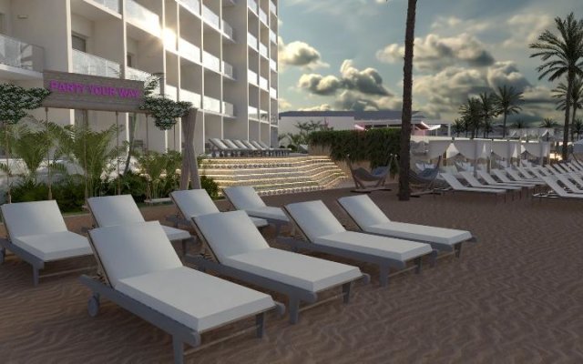 Royalton CHIC Antigua All-Inclusive Resort - Adults Only