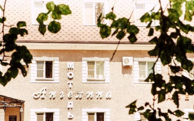 hotelImage