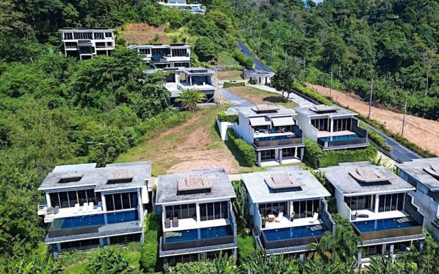 "panoramic Seaview 650sqm 4br Pool Villa 2 min Drive to Naithon Beach"