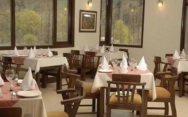 The River Crescent Resort