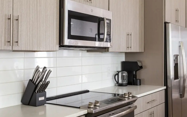 Kasa FreeMoreWest Charlotte