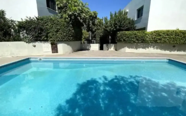 Pearl Villa in Agios Athanasios
