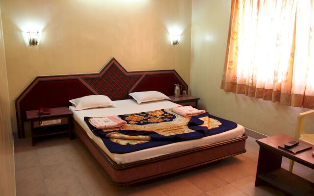 Hotel Jambhale Palace