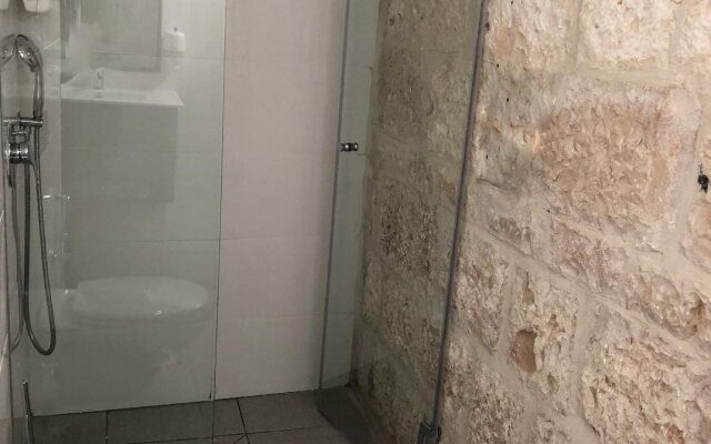 New Imperial Hotel