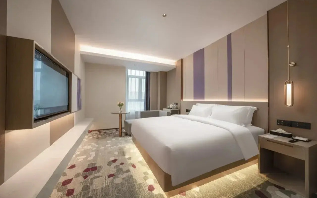 Lavande Hotel (Jinan Shiji Avenue Aotelaisi)