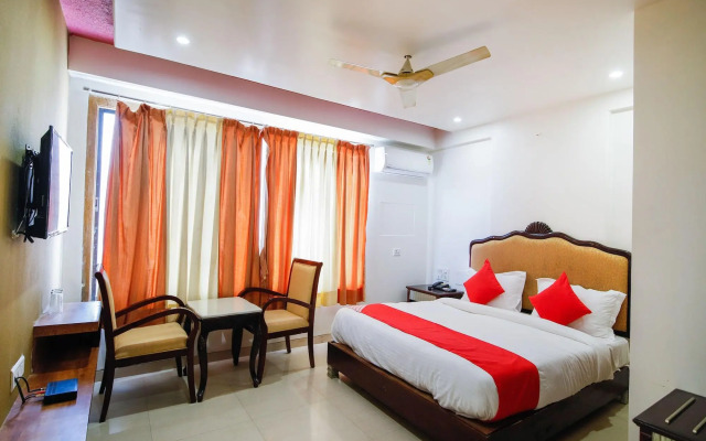 Metro By OYO Rooms